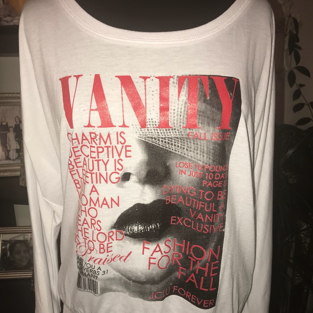 Vanity~~Proverbs super soft top worn twice
